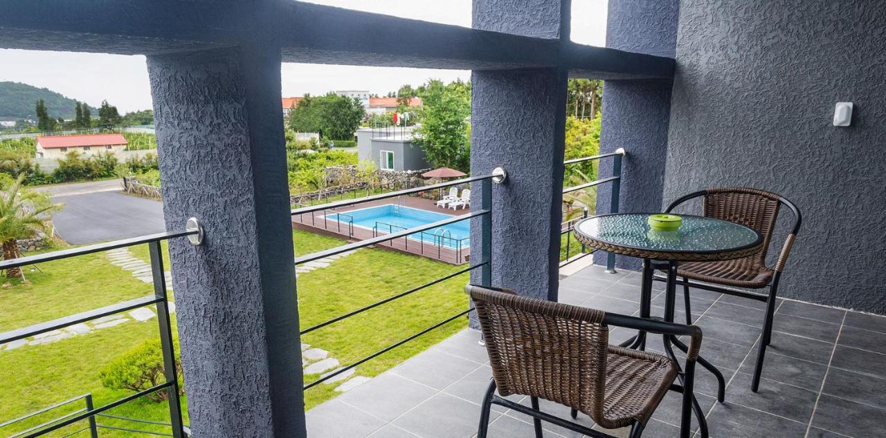 Donnaeko Pension Szogüpho Kültér fotó